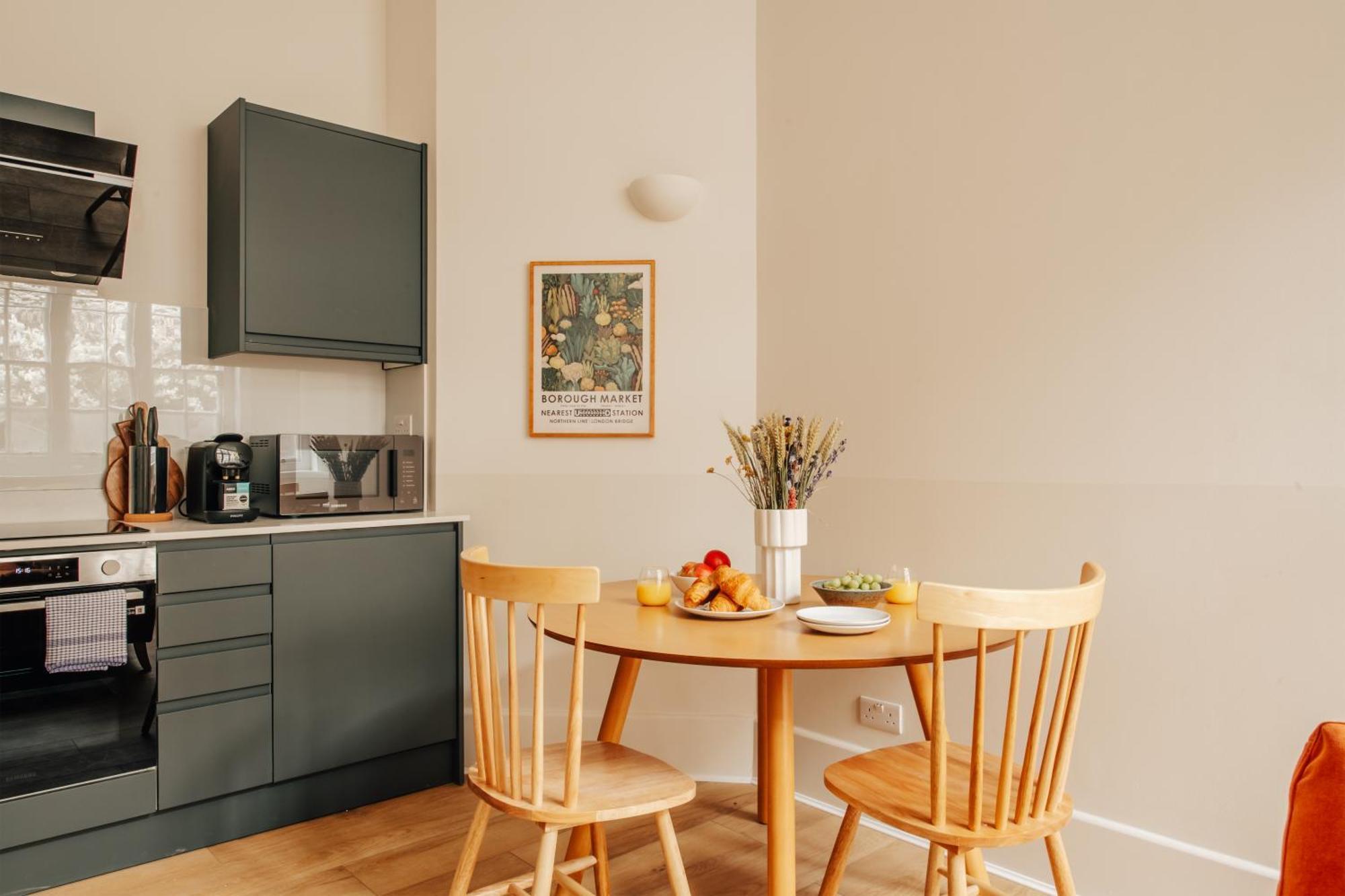 The Regency - Serviced Apartments Лондон Экстерьер фото